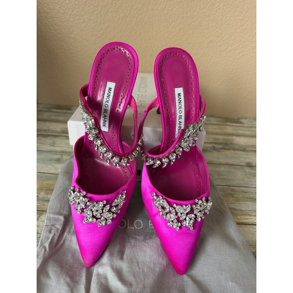 Manolo Blahnik Lurum Pink Satin Crystal 90mm Mule Heels EU 40 w/Box Dust Bag COA